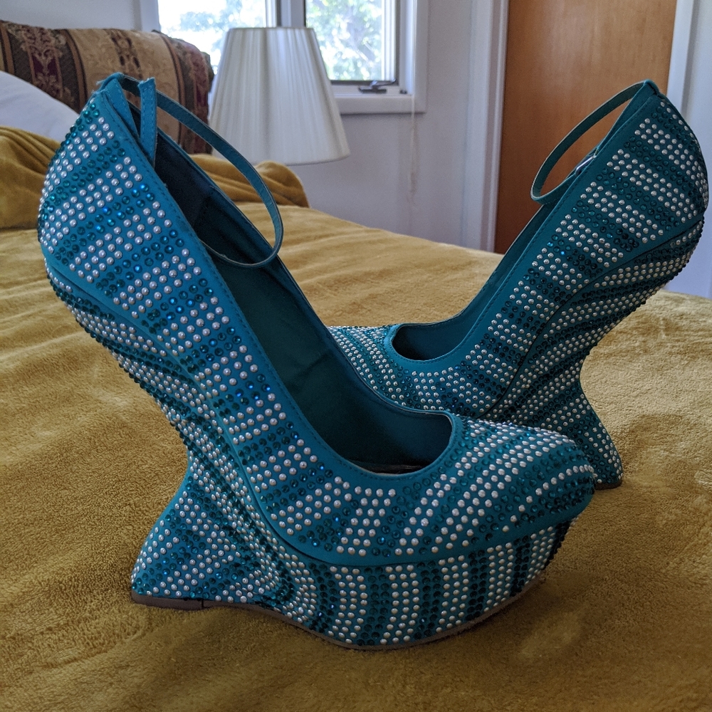 Ladies bling high heel shoes